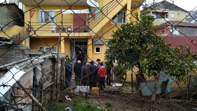 15 gün önce ölen annesinin acısına dayanamadı canına kıydı