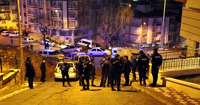 16 yaşındaki kız, babasını öldürdü