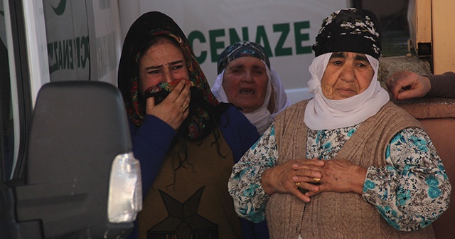 4 kişinin öldüğü kazada annesinin karnındaki bebek de kurtarılamadı