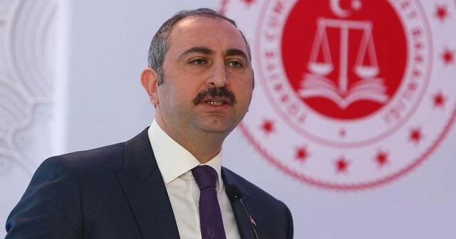 Bakan Gül duyurdu: Nöbetçi noter uygulaması geliyor!