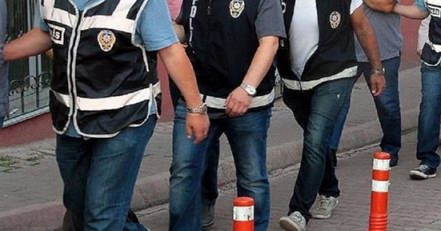 Balıkesir&#039;de FETÖ operasyonu: 4 gözaltı