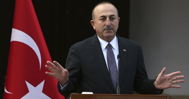 Çavuşoğlu&#039;ndan AP&#039;ye Venezuela tepkisi