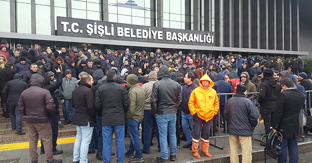 CHP&#039;li belediyede maaş krizi! Çöp dağlarının oluşması yakındır