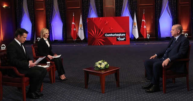 Cumhurbaşkanı Erdoğan: Meydanlar benim için en büyük anket şu anda