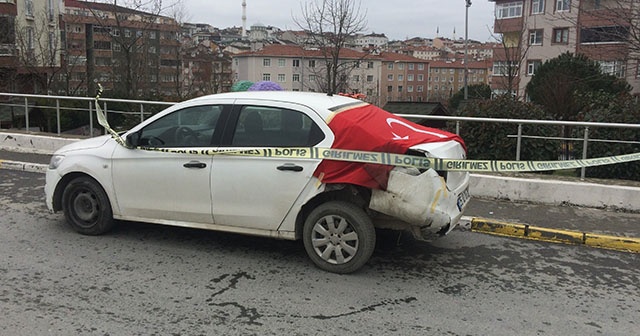 Eyüpsultan&#039;da AVM önünde silahlı saldırı