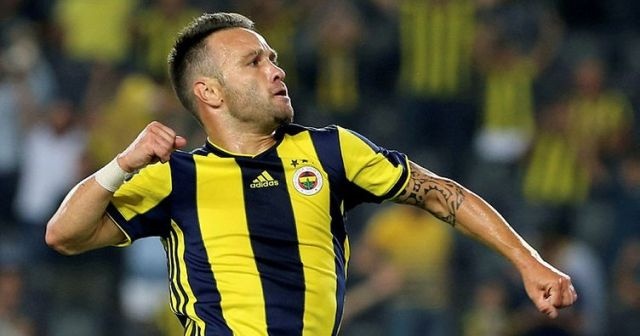 Fenerbahçe Başkanı Ali Koç, Valbuena&#039;yla sözleşme yenilenmesini istedi