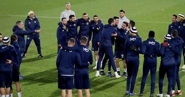 Fenerbahçe&#039;de rota Atiker Konyaspor