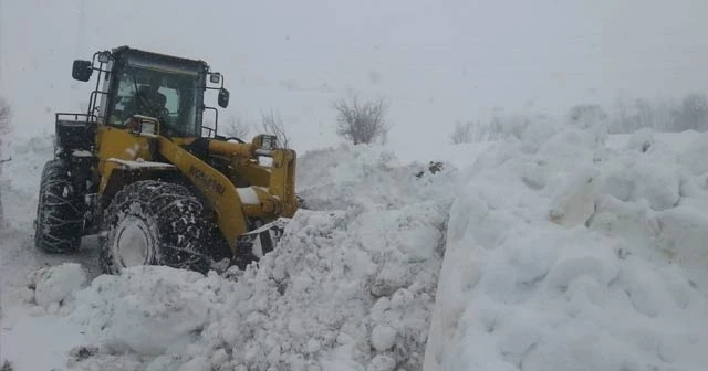 Hakkari’de 199 yerleşim yerine ulaşım sağlanamıyor