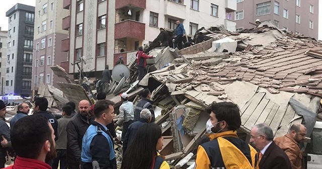 İstanbul&#039;da çöken binada ölü sayısı 11&#039;e yükseldi