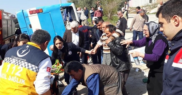 Mersin&#039;de işçileri taşıyan otobüsün devrildi, ölü ve yaralılar var