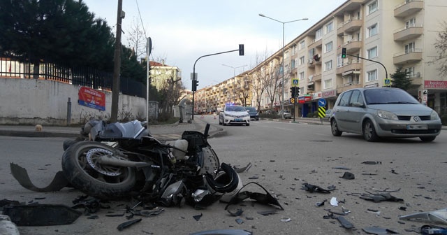 Motosiklet sürücüsü ölümden döndü...Vicdansız sürücü aranıyor