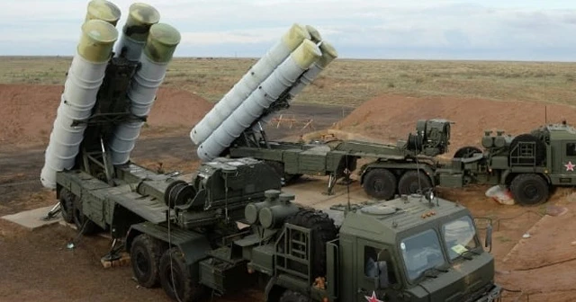 Rusya'nın Çin'e gönderdiği S-400'ler fırtınadan zarar gördü, tekrar üretilecek