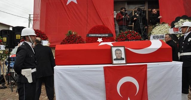 Şehit polis son yolculuğuna uğurlandı