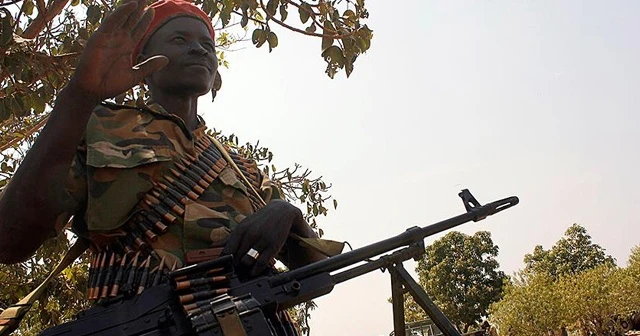 Sudan ordusu: Uyanık olun, darbeye geçit vermeyin