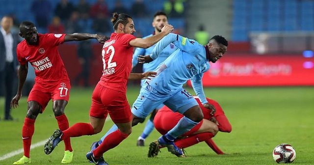 Trabzonspor turu İstanbul&#039;a bıraktı