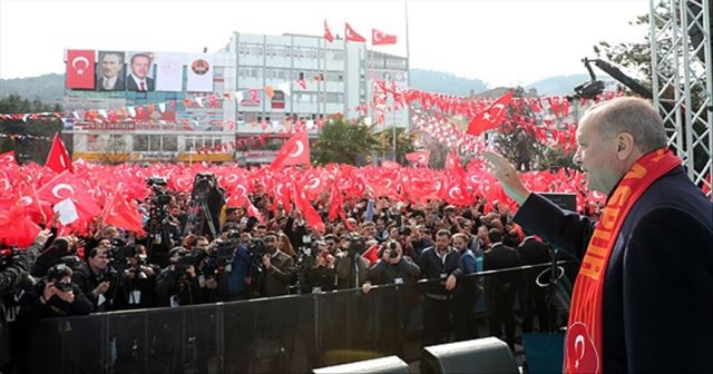 &#039;Bay Kemal, terörün kaynağının İslam dünyası olduğunu nasıl söylersin?&#039;