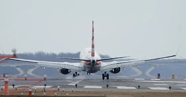 4 Rus havayolu şirketi Boeing ile anlaşmalarını askıya aldı