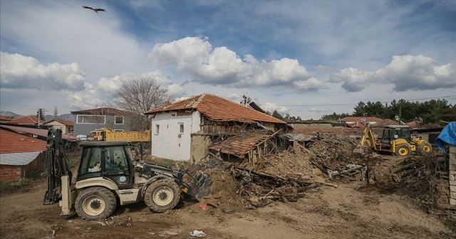 Acıpayam&#039;da bin 153 artçı sarsıntı meydana geldi