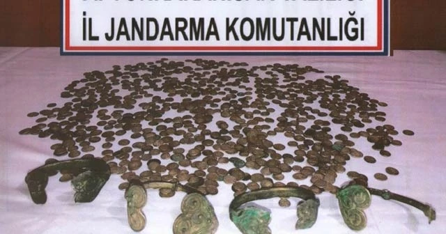 Afyonkarahisar’da 883 adet tarihi sikke ele geçirildi