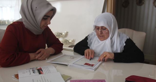 Almanya&#039;dan 40 yıl sonra dönen 65 yaşındaki kadın okuma yazma öğrendi