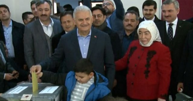 Binali Yıldırım oyunu kullandı!