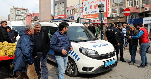 Boğazına bıçak dayanan kişiyi polis kurtardı