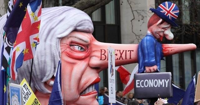 Brexit karşıtları Londra&#039;da meydanlarda