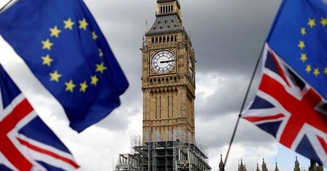 Brexit sürecinde flaş gelişme: Üçüncü defa oylanacak