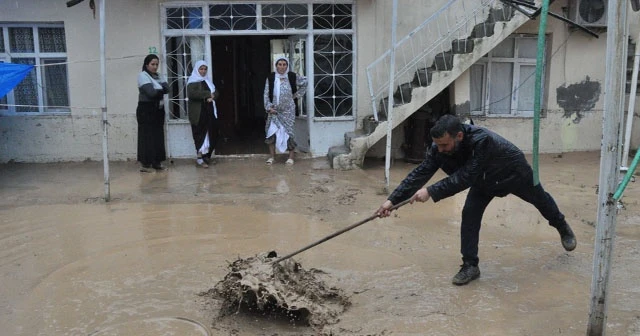 Cizre’de sel felaketinin bilançosu ağır oldu