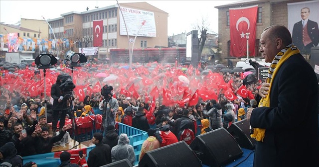 Cumhurbaşkanı Erdoğan: CHP ve HDP&#039;ye rağmen yatırımlarımıza devam edeceğiz