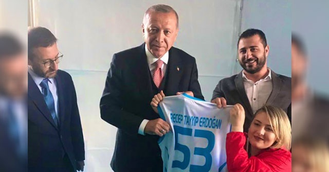 Cumhurbaşkanı Erdoğan, milli sporcu ile görüştü