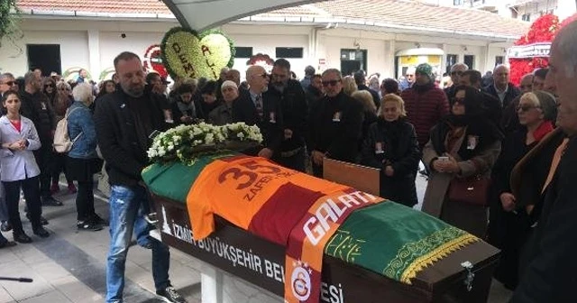 Demet Akbağ&#039;ın eşi Zafer Çika, gözyaşları ile uğurlandı