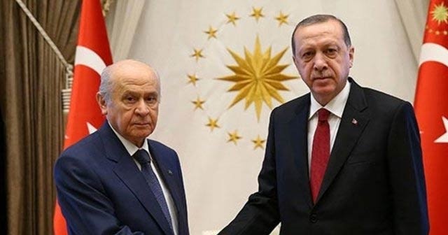 Devlet Bahçeli&#039;den Cumhurbaşkanı Erdoğan&#039;a tebrik telefonu