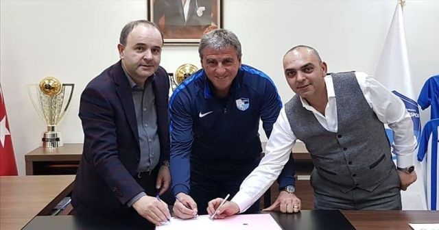 Erzurumspor&#039;da teknik direktör Hamzaoğlu ile sözleşme imzalandı