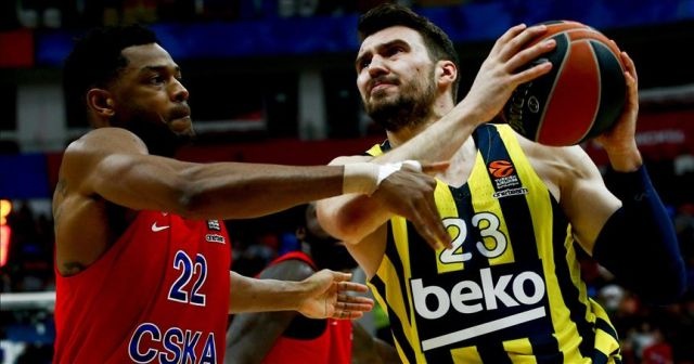 Fenerbahçe Beko liderliğini sürdürdü