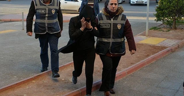 Gözaltına alınan 22 yaşındaki kadının 'yaşı' kadar 'suç' kaydı çıktı