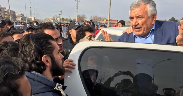 HDP’li eski belediye başkanı Şanlıurfa’da gözaltına alındı