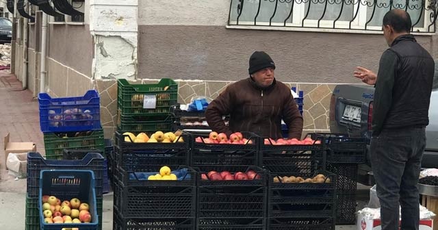 Herkes seçim onlar geçim derdinde