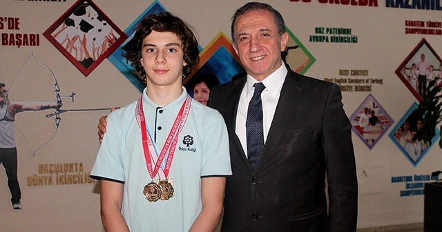 İhlas Kolejli yüzücüden iki ikincilik, iki üçüncülük