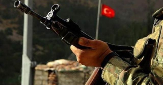 Jandarma karakoluna taciz ateşi: 1 asker yaralandı