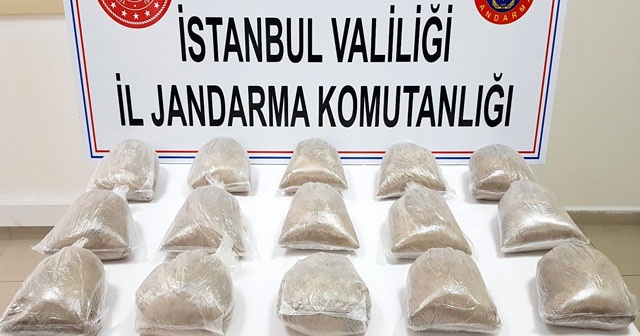 Jandarma köpeği &#039;Atak&#039;tan zehir tacirlerine darbe