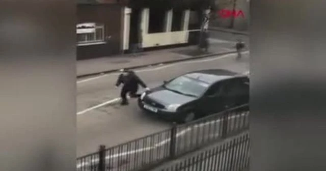 Londra'da Müslümanlara ırkçı saldırı