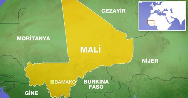 Mali&#039;de askeri üsse baskın