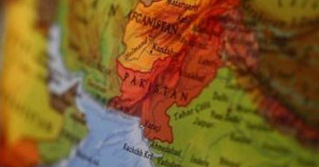 Pakistan&#039;da terör operasyonu: 121 gözaltı