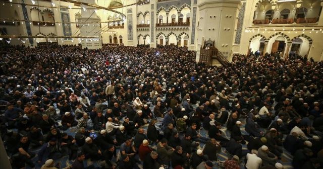 Regaip Kandili&#039;nde Çamlıca Camisi&#039;ne yoğun ilgi