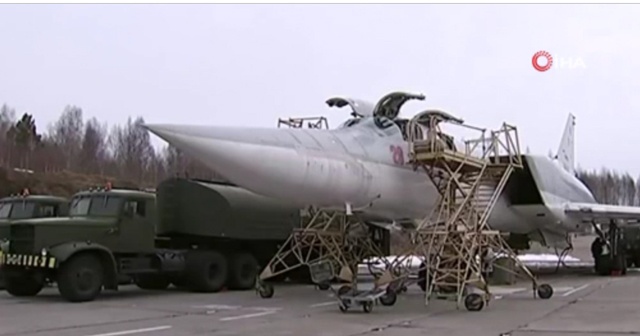 Rusya&#039;nın uzun menzilli uçakları Karadeniz üzerinde uçuş gerçekleştirdi