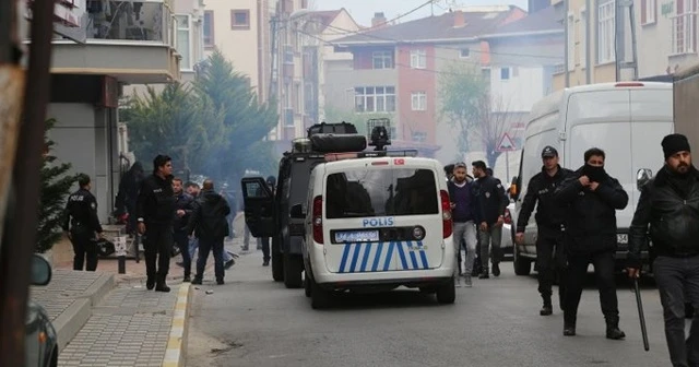 Sancaktepe&#039;de taşlı sopalı kavga