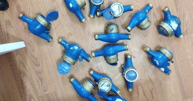 Su sayacı hırsızları tutuklandı