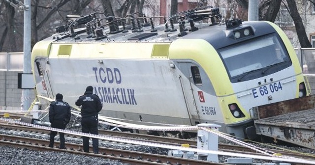 Tren kazasında 2 makinist gözaltına alındı