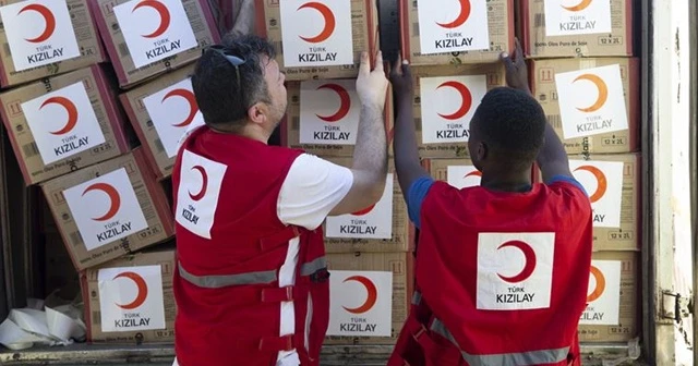 Türk Kızılay'dan Mozambik'teki afet bölgesine yardım